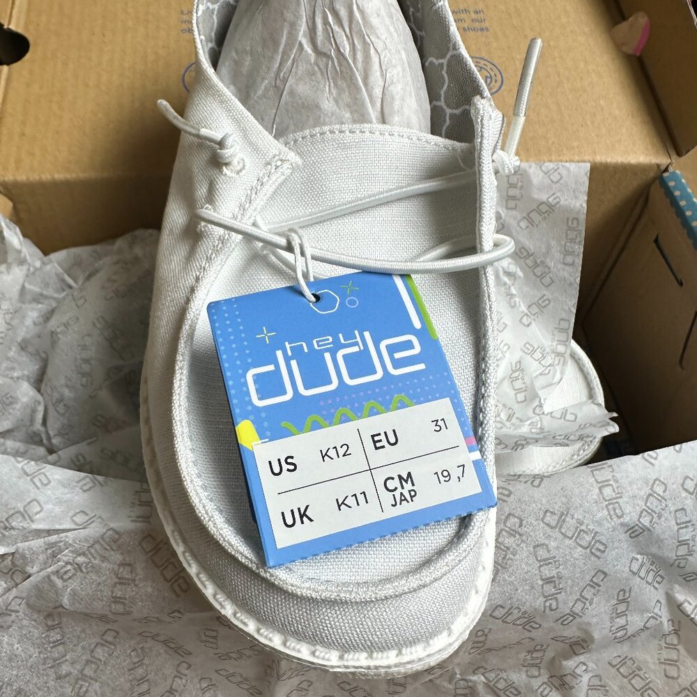 HEY DUDE WENDY YOUTH LINEN WHITE K12 NIB